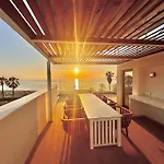 Santa Barbara Seafront Villas W Jacuzzi Pool